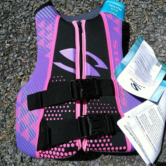stearns pink life jacket